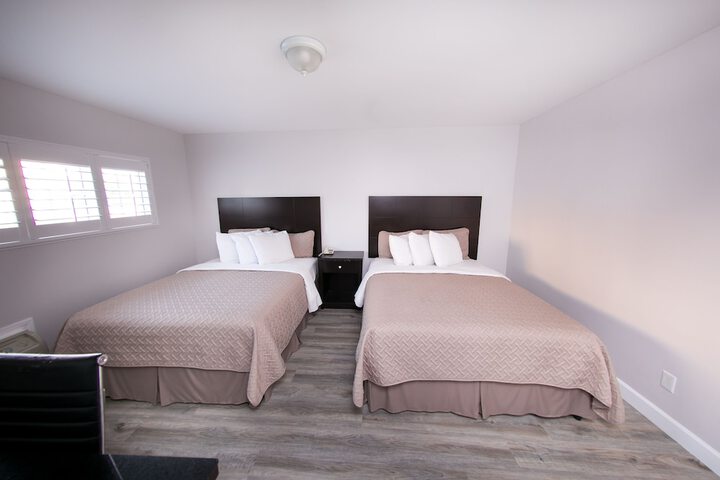 Room 34 of 39