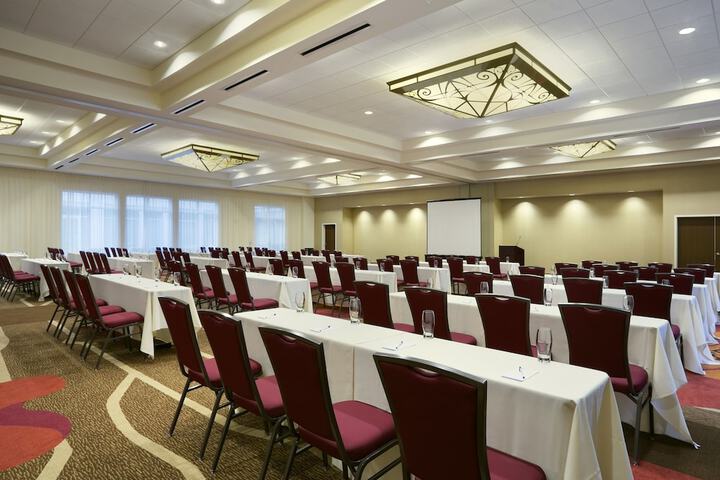Hilton Garden Inn Auburn