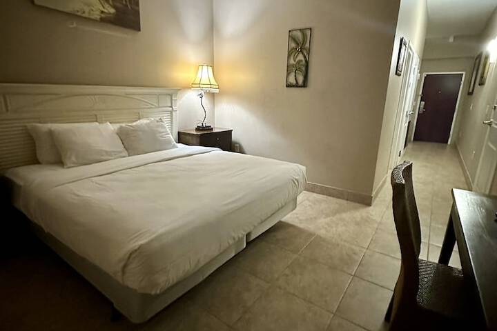 Room 43 of 71