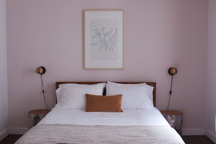 Room 103 of 126