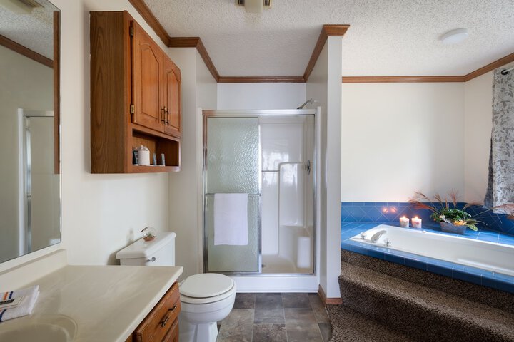 Room 62 of 119