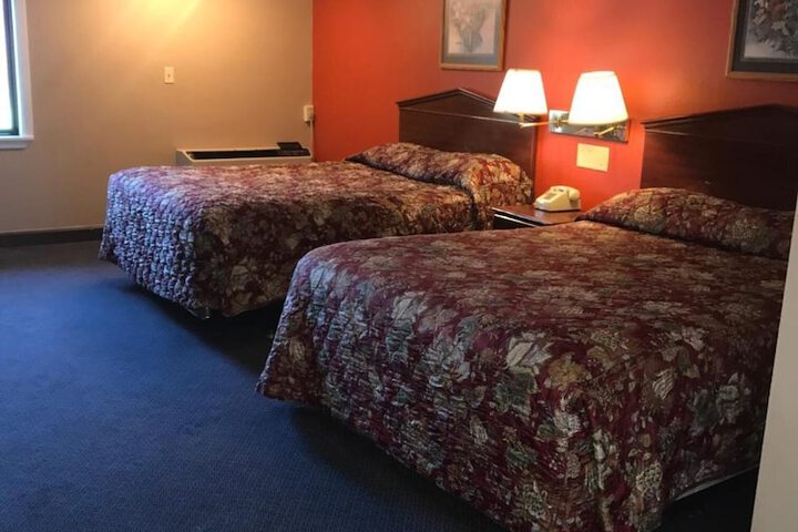Room 24 of 46