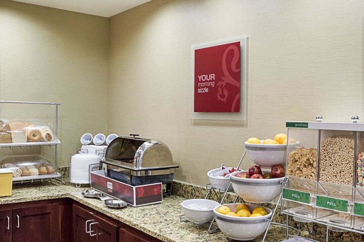Comfort Suites Minot South
