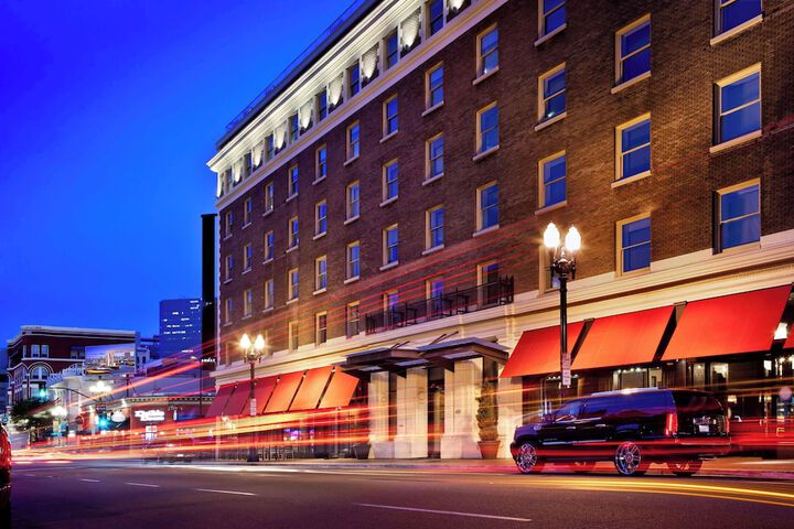 Hotel 4 of 82