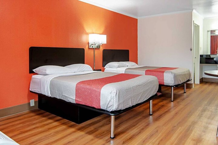 Motel 6 Bay Minette AL