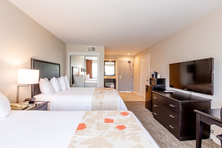 Room 7 of 19