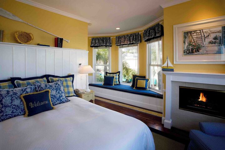 Snug Harbor Inn