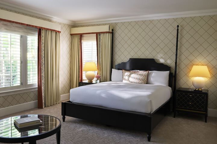 Room 41 of 235