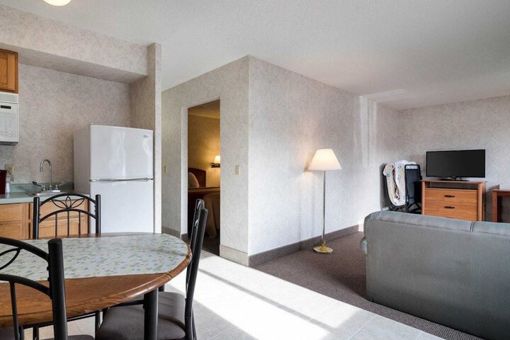 Room 22 of 55