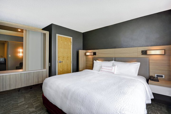 SpringHill Suites by Marriott Indianapolis Airport / Plainfield