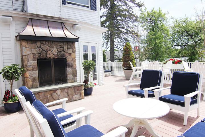 Terrace/Patio 102 of 110