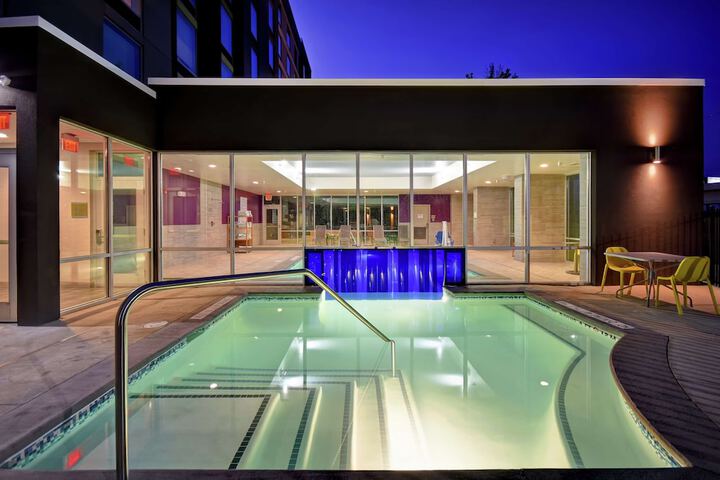 Pool 8 of 44
