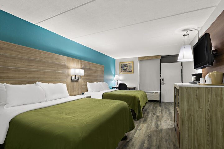 Room 26 of 32