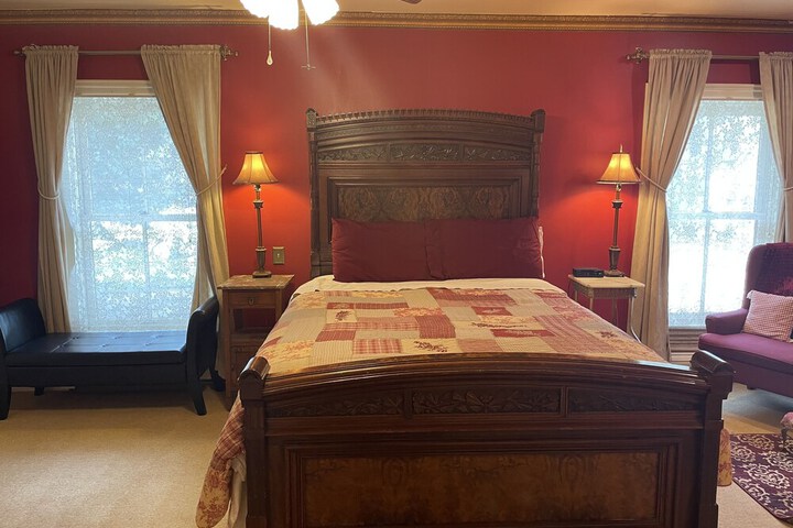 Rose Street Bed & Breakfast