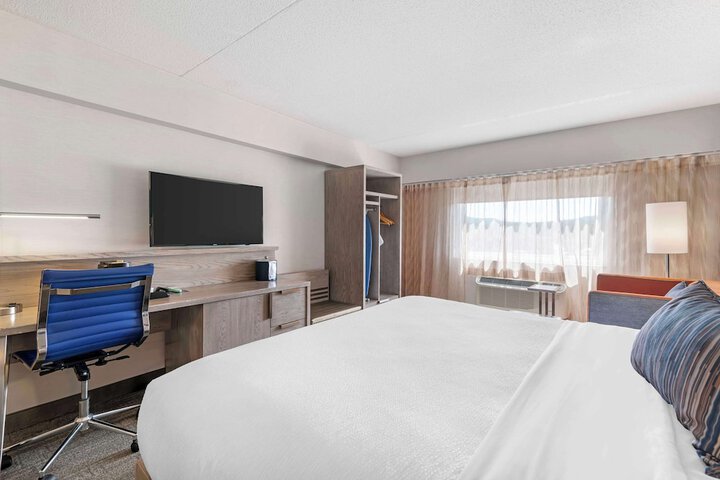 Room 15 of 43