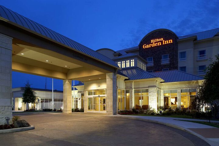 Hilton Garden Inn Dallas / Arlington