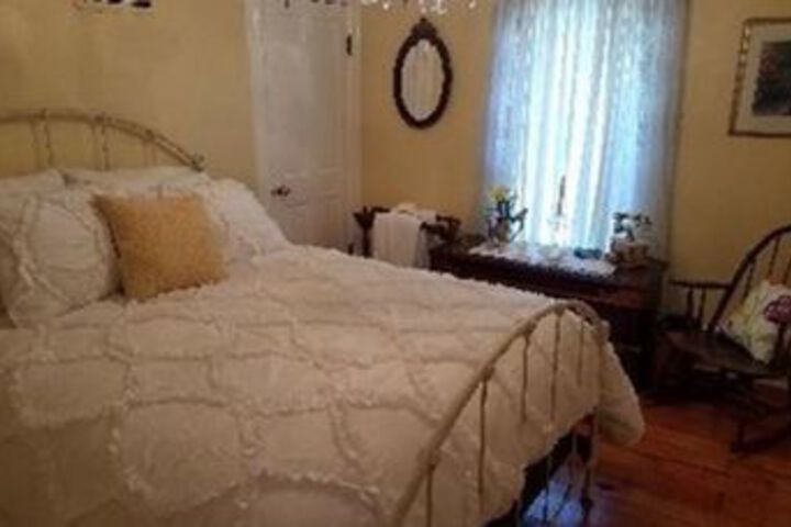 Dragonfly Bed and Breakfast