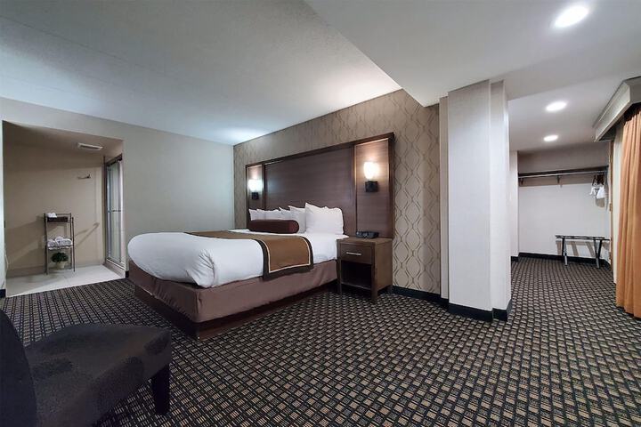 AmericInn by Wyndham Watertown