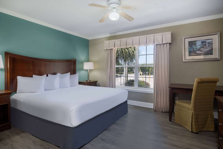 The Sandbar Hotel Trademark Collection by Wyndham