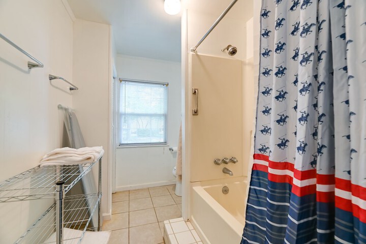 Cozy Edenton Vacation Rental w / Boat Dock Access!