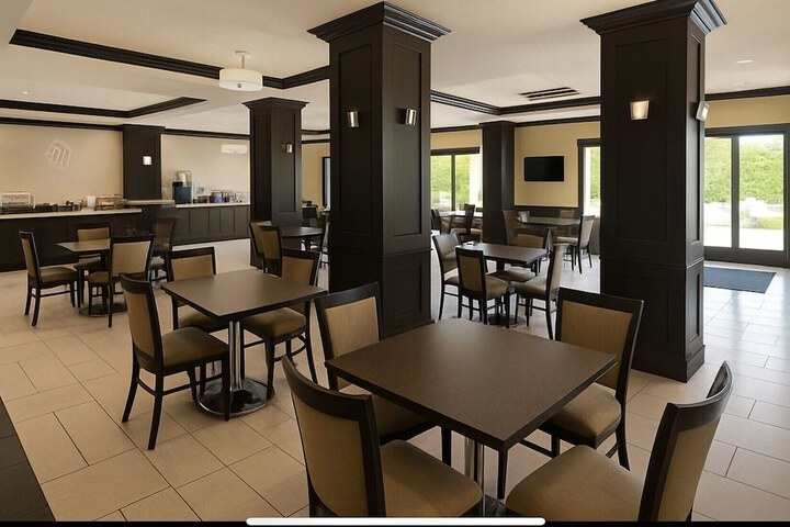 Wingate by Wyndham Fort Saskatchewan