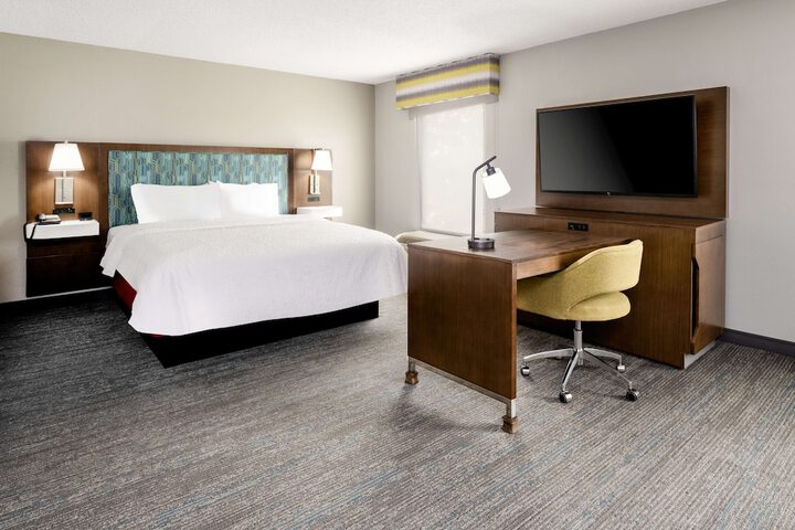 Room 46 of 74