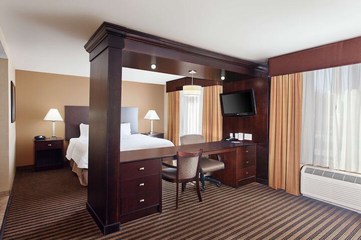 Hampton Inn & Suites Fresno-Northwest