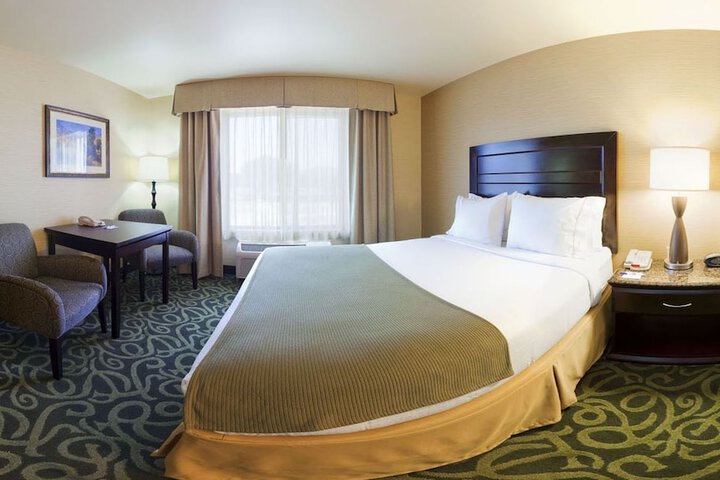 Holiday Inn Express Hotel & Suites Atascadero by IHG