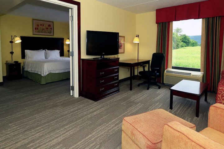Hampton Inn & Suites Lamar