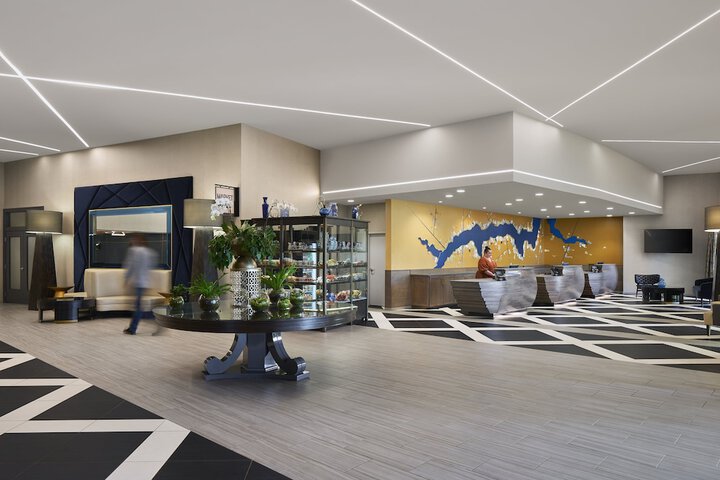 Crowne Plaza Providence-Warwick Airport by IHG