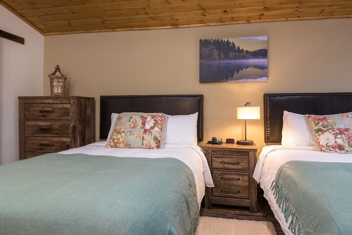 Woodland Inns