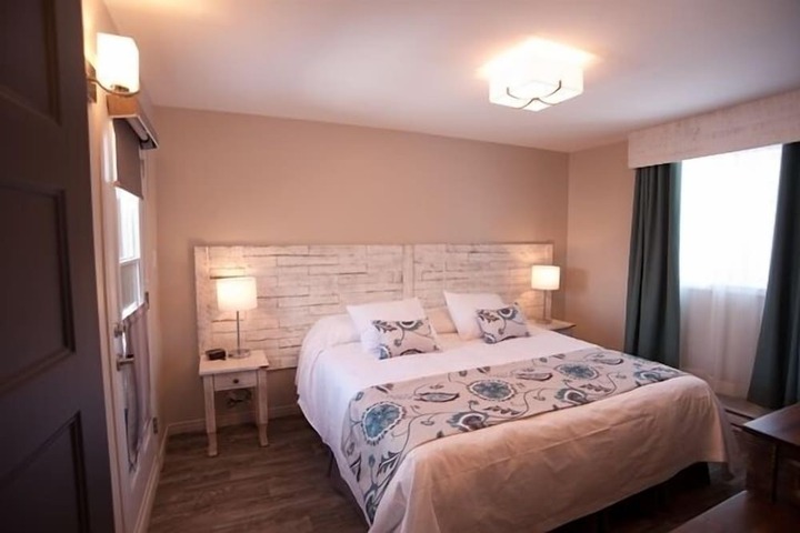 Room 34 of 59