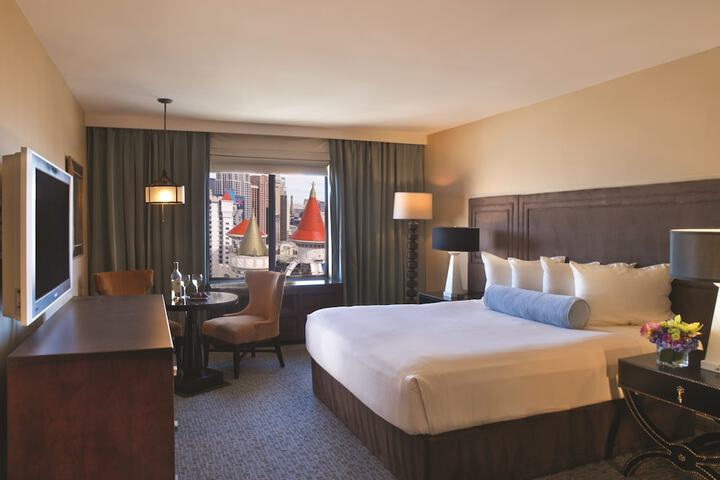 Room 21 of 63