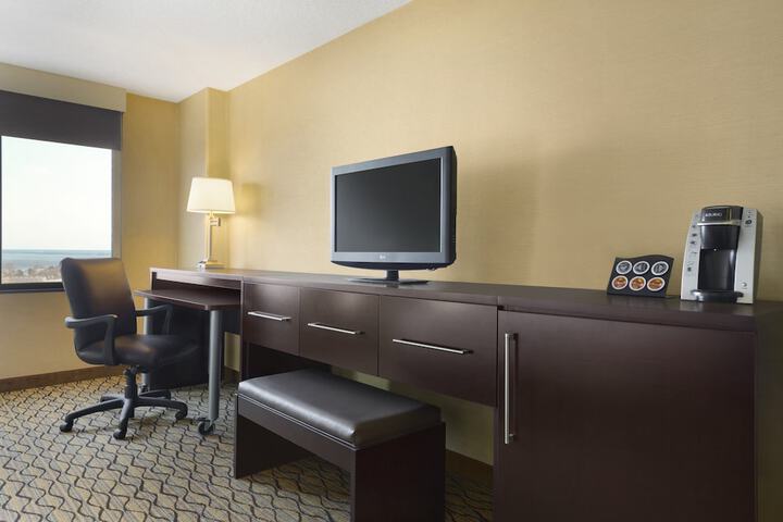 Room 54 of 85