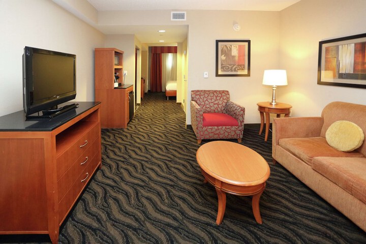 Hilton Garden Inn Chesapeake / Suffolk