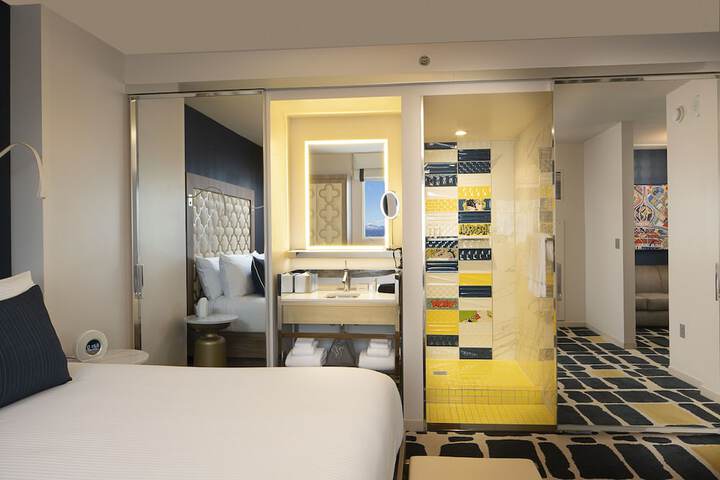 Room 63 of 107