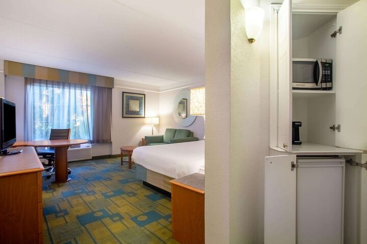 Room 22 of 30