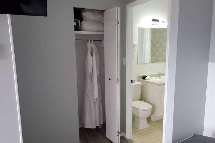 Room 57 of 86