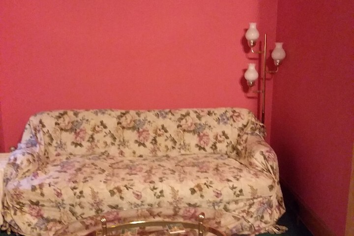 Room 30 of 41