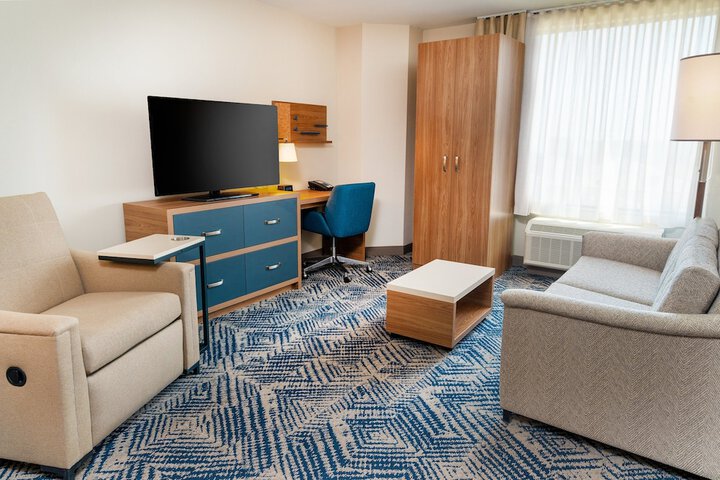Room 19 of 32