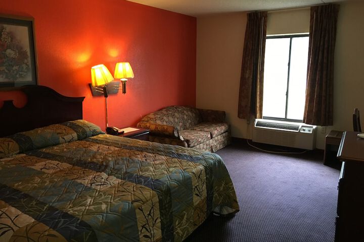 Room 6 of 11