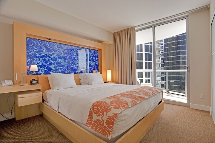 Room 28 of 119