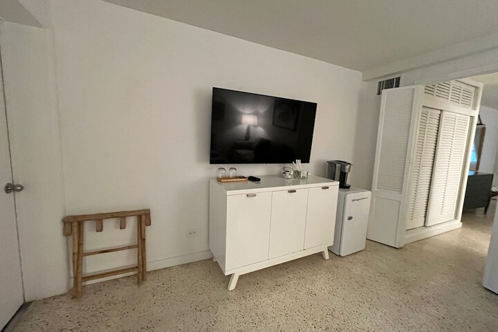 Room 65 of 119