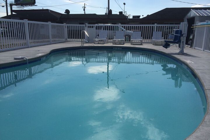 Pool 7 of 50