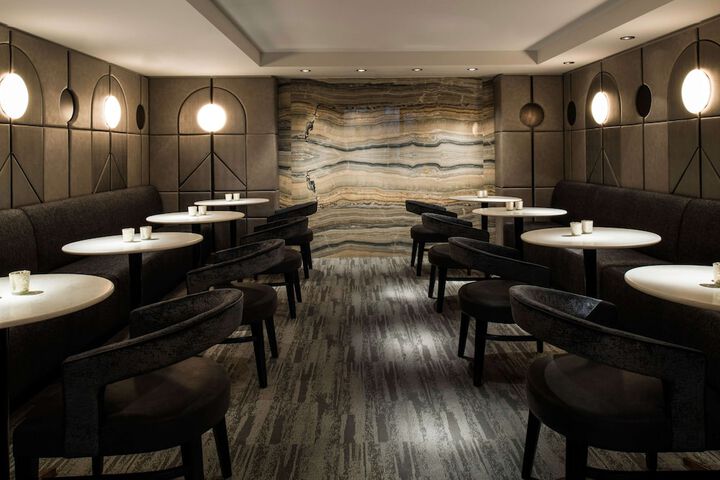 LondonHouse Chicago Curio Collection by Hilton