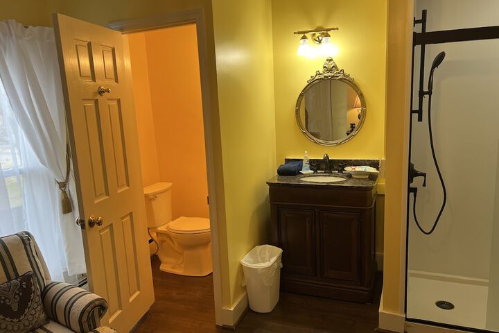 Room 49 of 63
