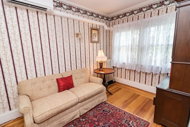 Room 18 of 41