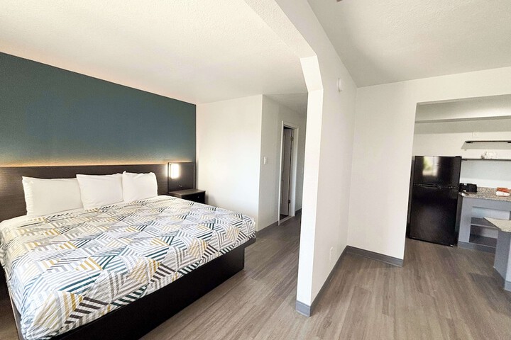 Room 6 of 29