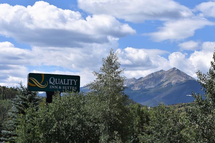 Quality Inn & Suites Silverthorne - Copper Mountain
