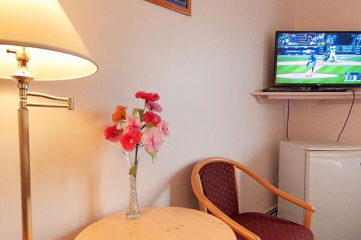 Room 36 of 43